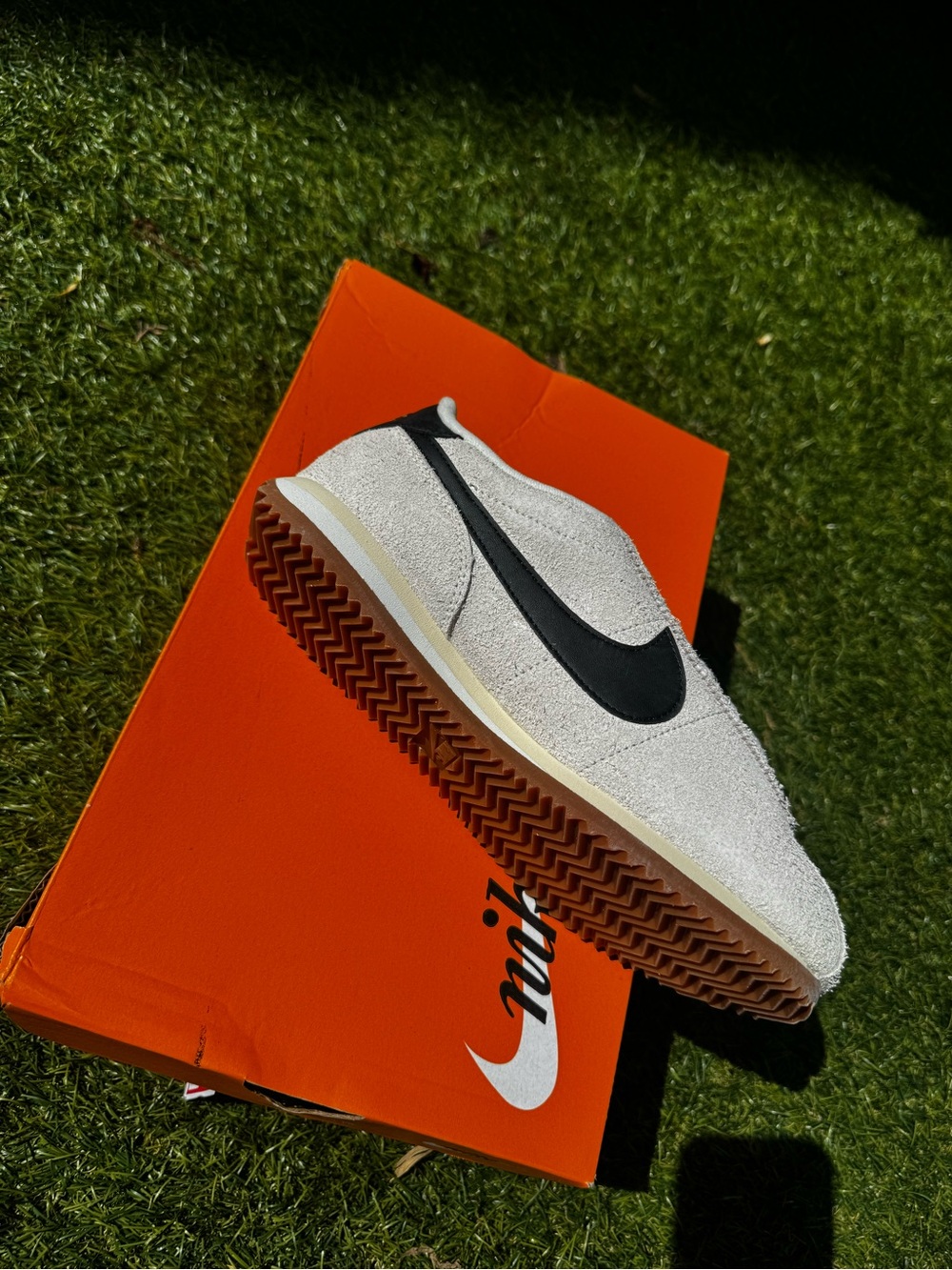Nike Cortez Sneakers - Picture 4 of 11
